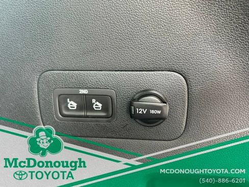 Used 2022 Hyundai Santa Fe Limited AWD/4WD image 9