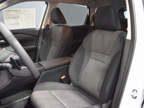 New 2026 Nissan Rogue SV image 5