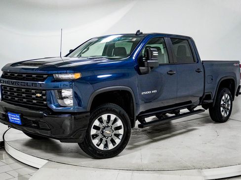 Used 2022 Chevrolet Silverado 2500 Custom w/ Custom Value Package AWD/4WD image 1