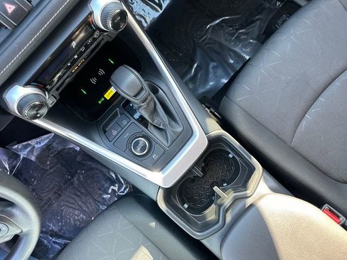 Certified 2025 Toyota RAV4 XLE image 38