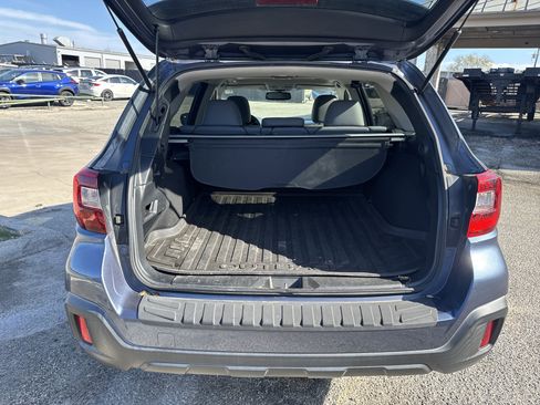 Used 2018 Subaru Outback 2.5i Limited w/ Popular Package #2 image 29