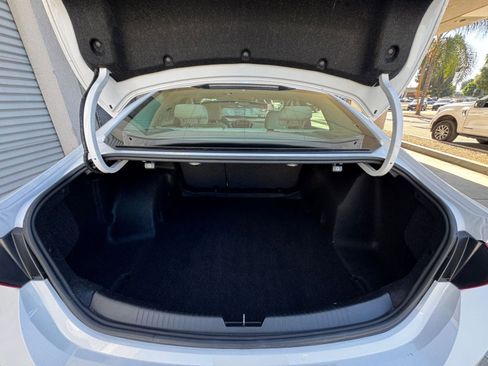 Used 2024 Chevrolet Malibu LT image 31