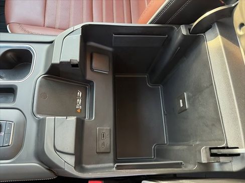 Used 2024 GMC Sierra 2500 Denali Ultimate image 27