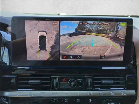 New 2026 Nissan Pathfinder Platinum FWD image 13