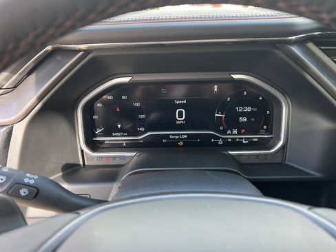 Used 2023 GMC Sierra 1500 AT4 w/ AT4 Premium Package image 17