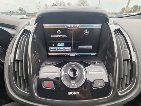 Used 2013 Ford Escape Titanium w/ Class II Trailer Tow Pkg image 13