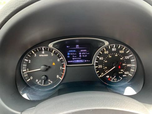 Used 2018 Nissan Altima 2.5 SV FWD image 18