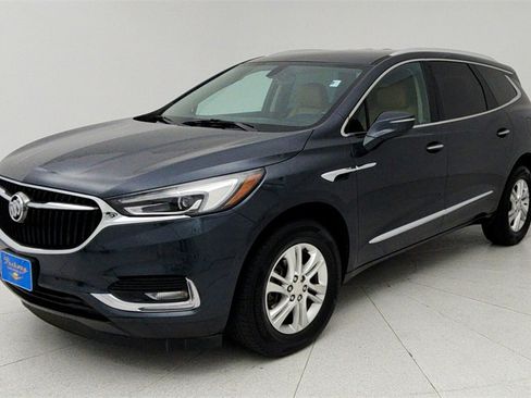 Used 2019 Buick Enclave Essence image 1