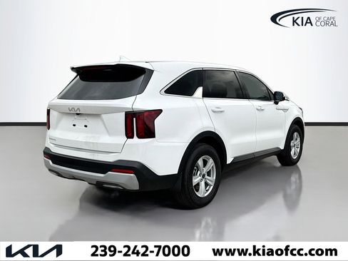 New 2026 Kia Sorento LX FWD image 6