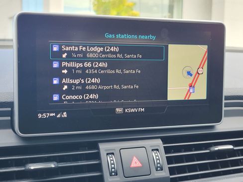 Used 2018 Audi Q5 2.0T Premium Plus w/ Premium Plus Package AWD/4WD image 25