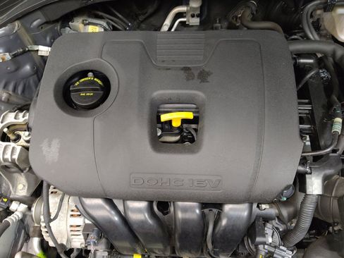 Used 2020 Hyundai Elantra Value Edition FWD image 30