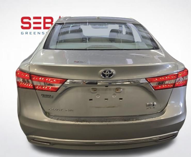 Used 2015 Toyota Avalon XLE Touring FWD image 5
