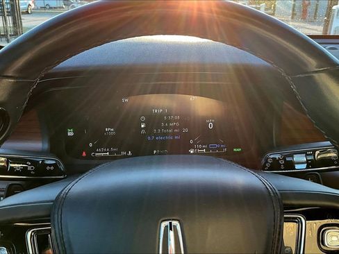 Used 2023 Lincoln Aviator Grand Touring w/ Class IV Trailer Tow Package image 28