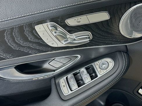 Used 2016 Mercedes-Benz C 300 4MATIC Sedan image 16