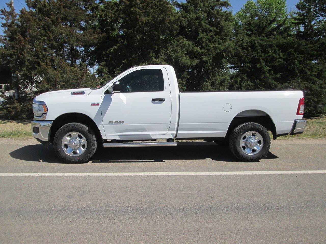 Used 2021 RAM 2500 Tradesman AWD/4WD image 2