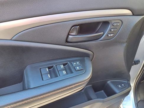 Certified 2022 Honda Pilot TrailSport image 15