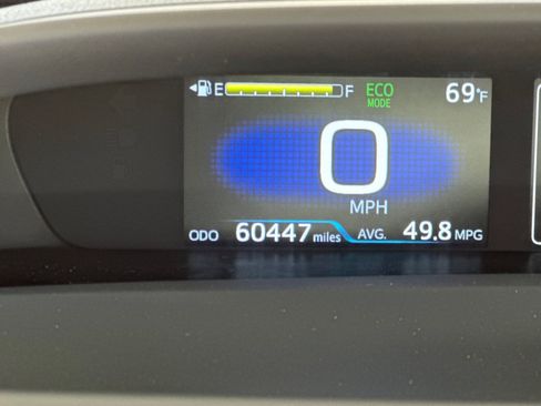 Used 2021 Toyota Prius Prime XLE FWD image 34