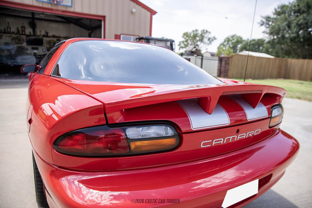 Used 2002 Chevrolet Camaro Z28 w/ SS Performance/Appearance Pkg RWD image 35