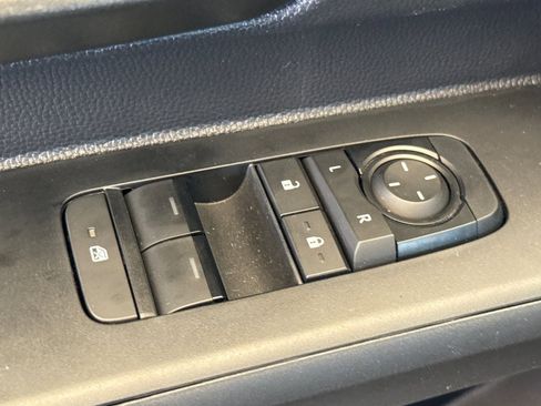 New 2026 Toyota Tacoma SR image 13