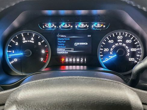 Used 2016 Ford F150 XLT w/ Equipment Group 302A Luxury RWD image 18