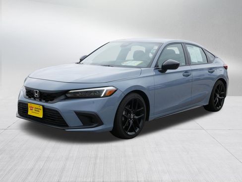 Used 2024 Honda Civic Sport image 3