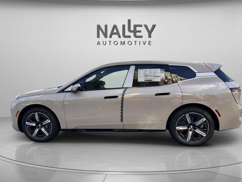 Used 2026 BMW iX xDrive45 image 3