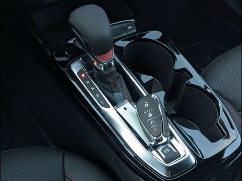 New 2026 Chevrolet Trax RS w/ Driver Confidence Package image 25