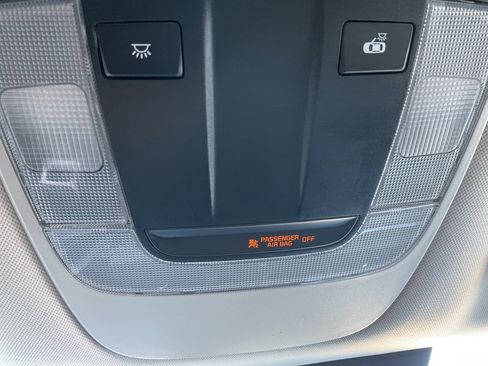 Used 2025 Kia Sportage LX image 28