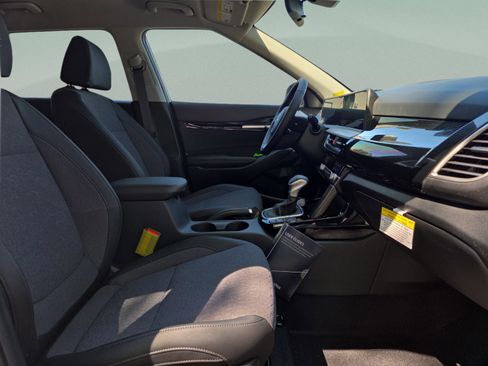 New 2026 Kia Seltos S FWD image 16