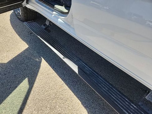 Used 2023 RAM 1500 Limited AWD/4WD image 41