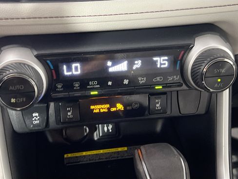 Used 2019 Toyota RAV4 XLE Premium w/ Advanced Technology Package FWD image 26
