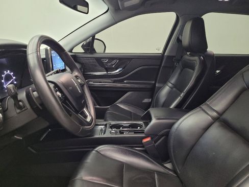 Used 2022 Lincoln Corsair AWD w/ Equipment Group 101A image 17