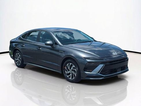 New 2026 Hyundai Sonata Blue FWD image 2