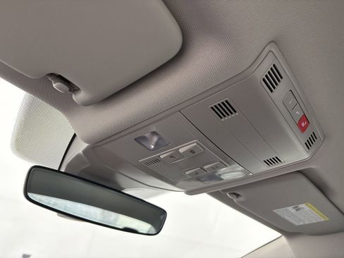 Used 2024 Volkswagen Jetta S image 17