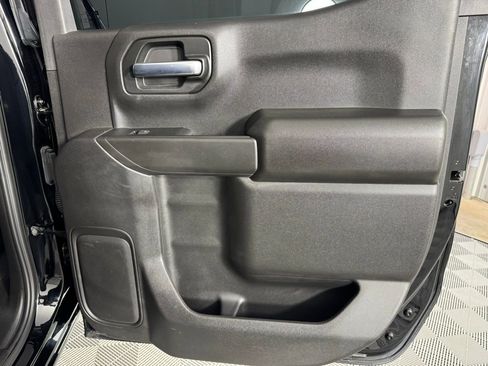 Used 2025 Chevrolet Silverado 1500 Custom Trail Boss image 25