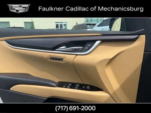 Used 2013 Cadillac XTS Luxury w/ Driver Awareness Package FWD image 23