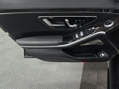Used 2022 Mercedes-Benz S 500 4MATIC w/ AMG Line Package image 14