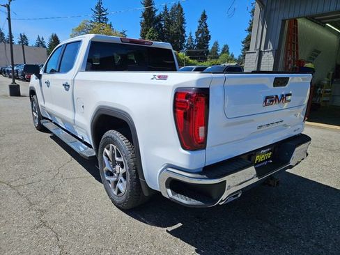 New 2026 GMC Sierra 1500 SLT w/ SLT Premium Plus Package AWD/4WD image 3
