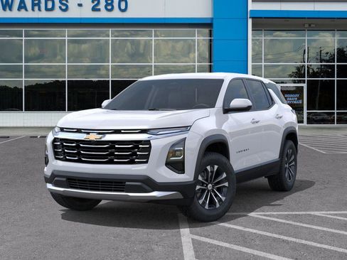 New 2026 Chevrolet Equinox LT image 6