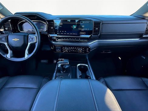 Used 2023 Chevrolet Silverado 1500 LTZ image 16