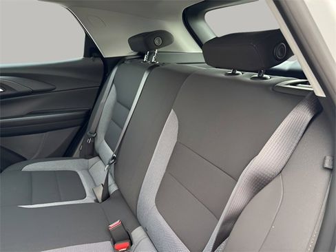 Used 2026 Chevrolet TrailBlazer LS image 19