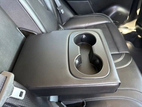 Used 2023 Buick Envision Essence FWD image 24