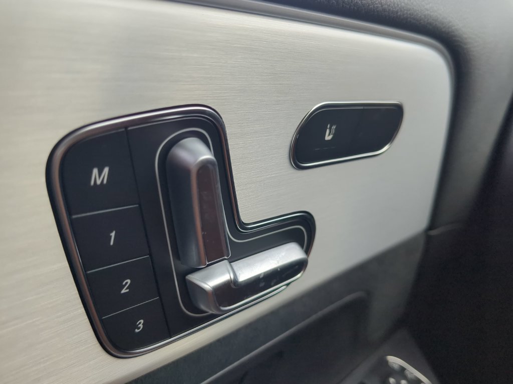 Certified 2024 Mercedes-Benz GLA 250 4MATIC image 12