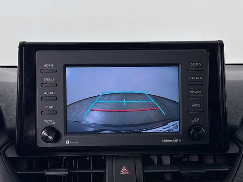 Used 2021 Toyota RAV4 LE AWD/4WD image 13