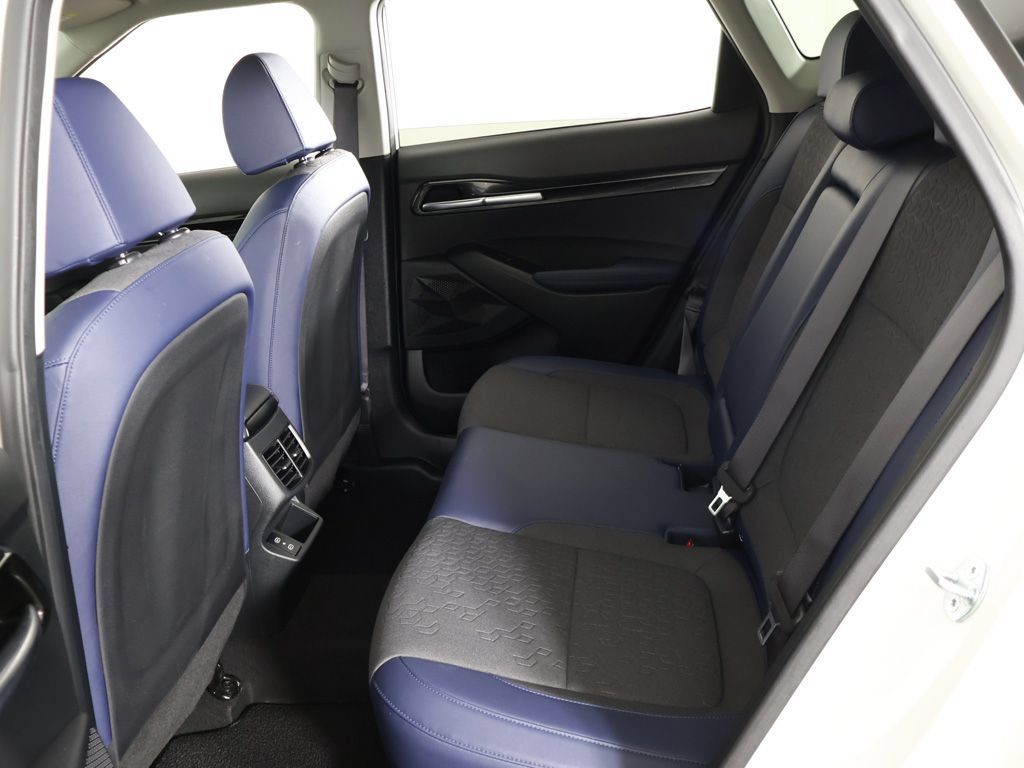 Used 2024 Kia Seltos S AWD/4WD image 85