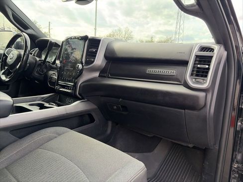 Used 2020 RAM 2500 Big Horn w/ Level 2 Equipment Group image 11