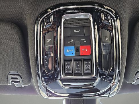 New 2026 Jeep Grand Wagoneer Summit w/ Premium Group III AWD/4WD image 22