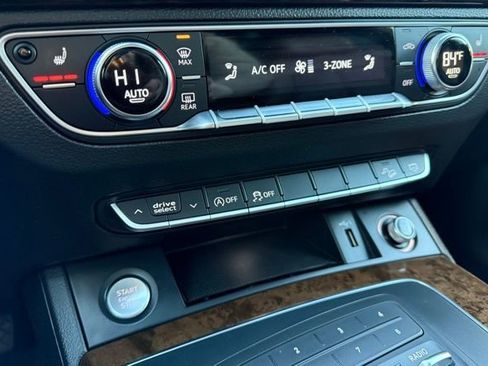 Used 2019 Audi Q5 2.0T Premium w/ Convenience Package image 32