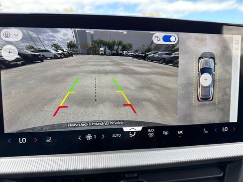 New 2026 Ford Explorer Tremor w/ Tremor Convenience Package image 7