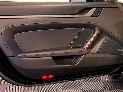 Used 2024 Porsche 911 Carrera S image 25